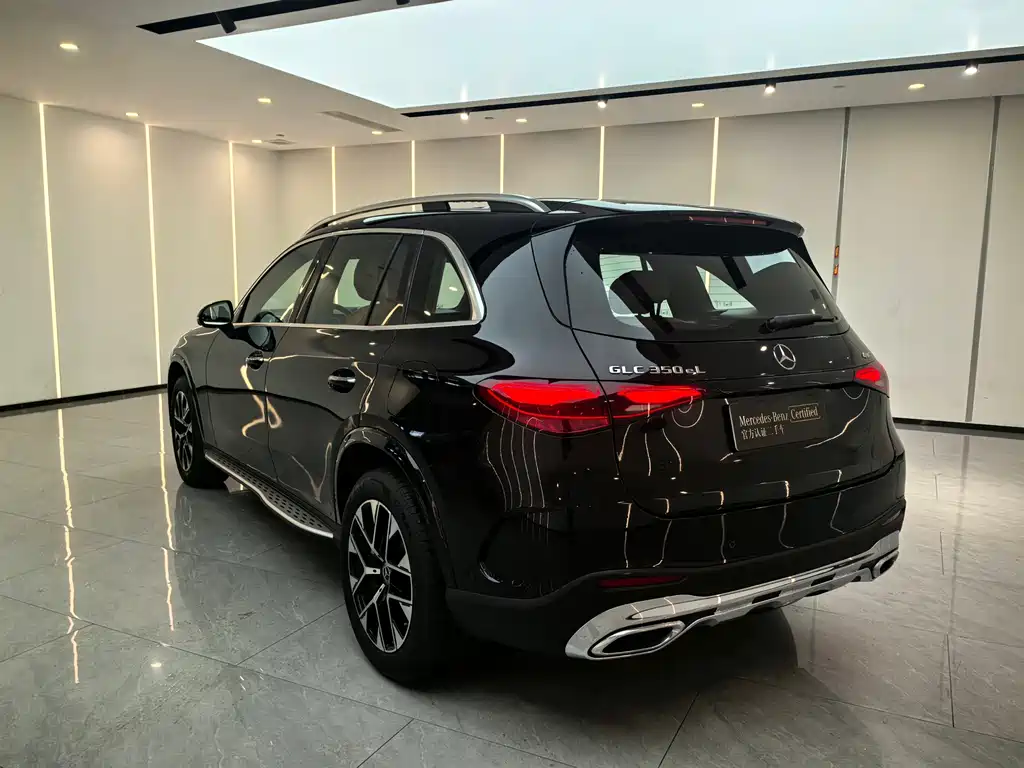 Mercedes-Benz GLC EV 2025 — фото 13