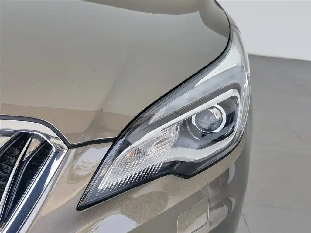 Buick Envision Plus 2015 — фото 7