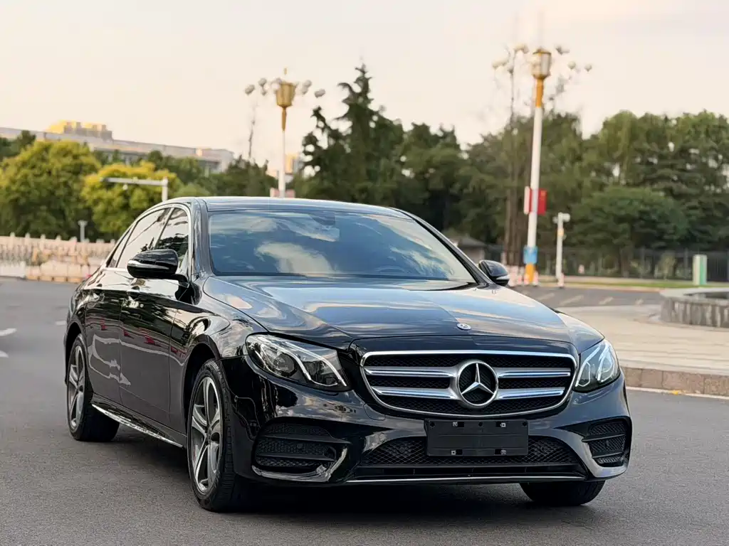 Mercedes-Benz E-Class 2019 — фото 3
