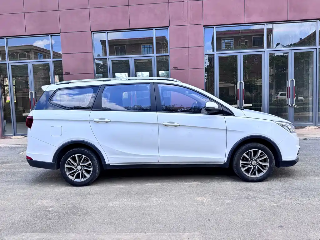 Baojun 730 2021