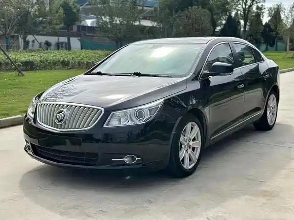 Buick LaCrosse 2012