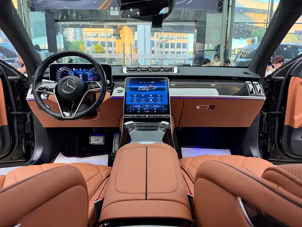 Mercedes-Benz Maybach S-Class 2022 — фото 12