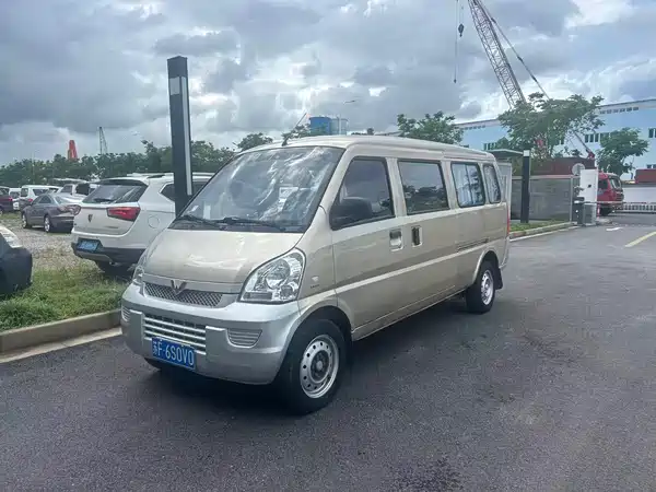Wuling Rongguang 2021