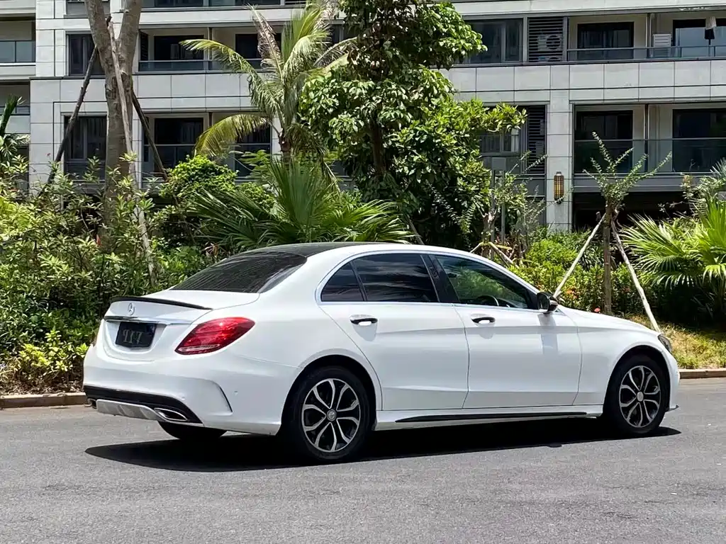 Mercedes-Benz C-Class 2015 — фото 16