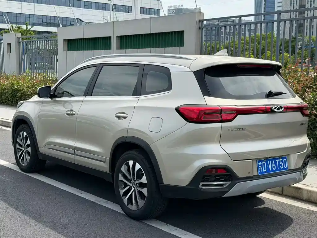Chery Tiggo 8 2018 — фото 9