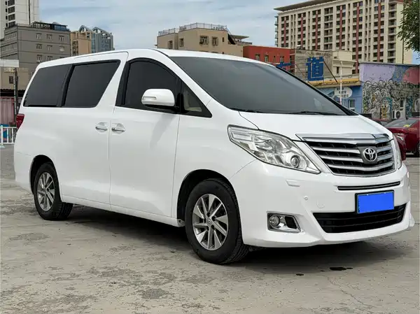 Toyota Alphard 2014