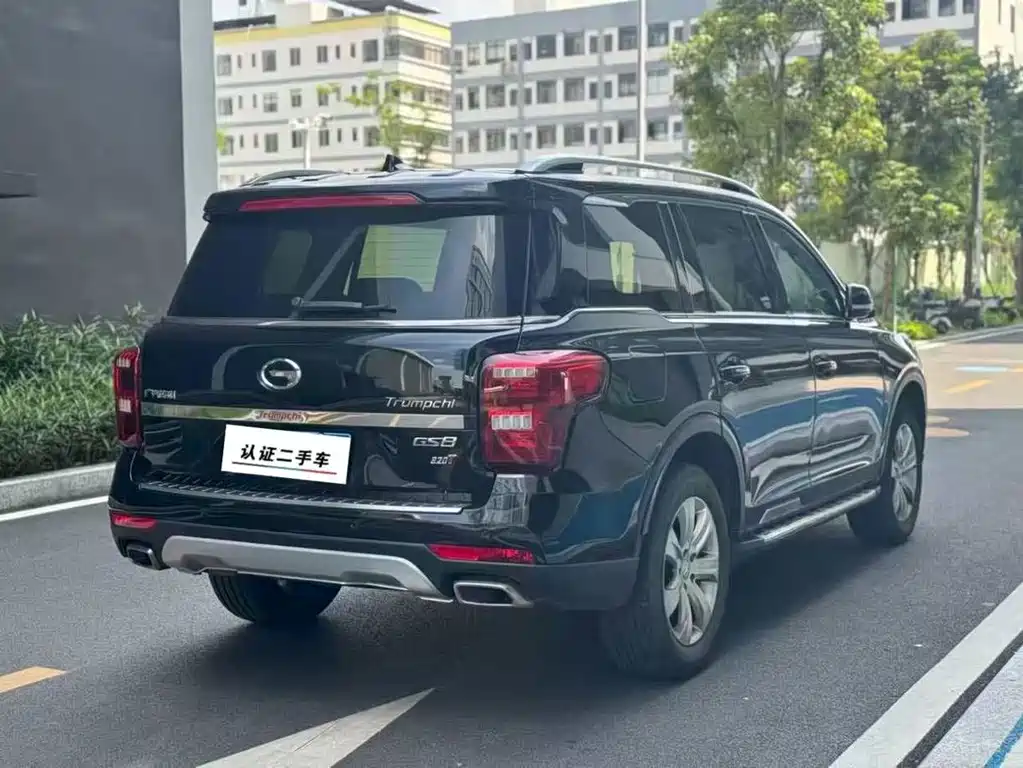 GAC Motor Trumpchi GS8 2017 — фото 6