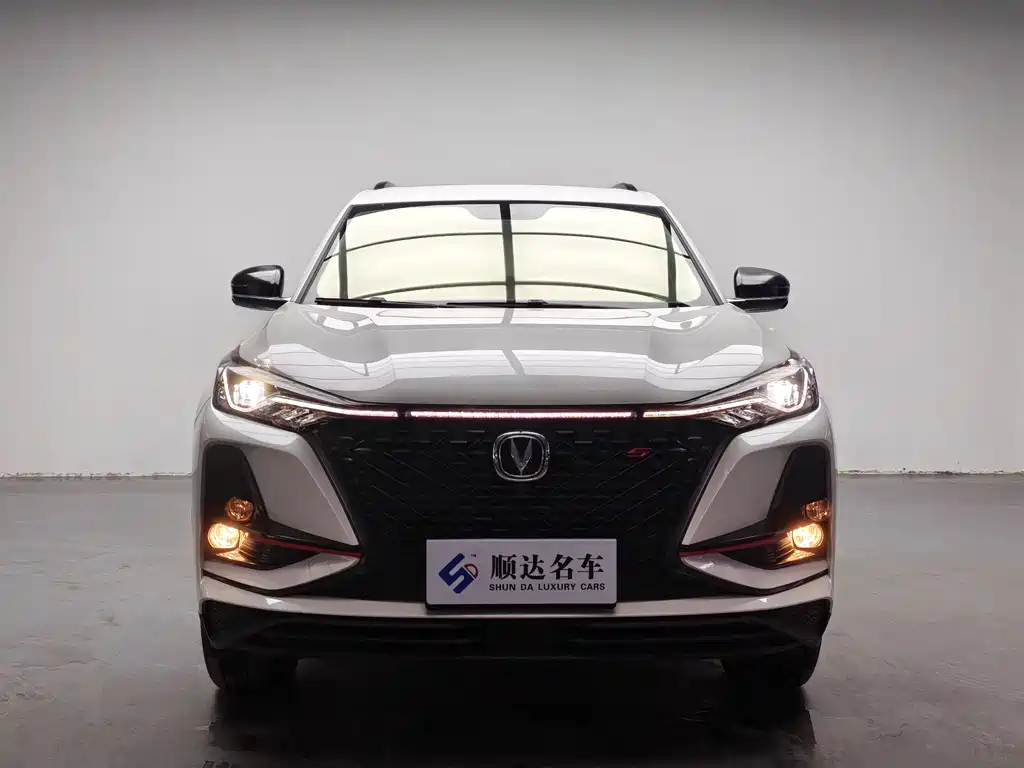Changan CS75 PLUS 2020 — фото 1