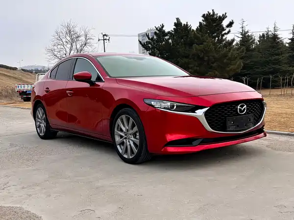 Mazda 3 Axela 2021