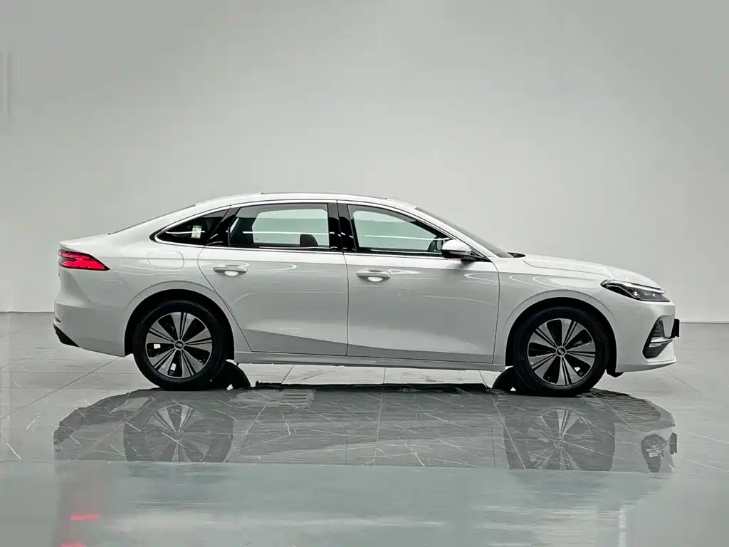 Geely Galaxy A7 EM 2026 — фото 7