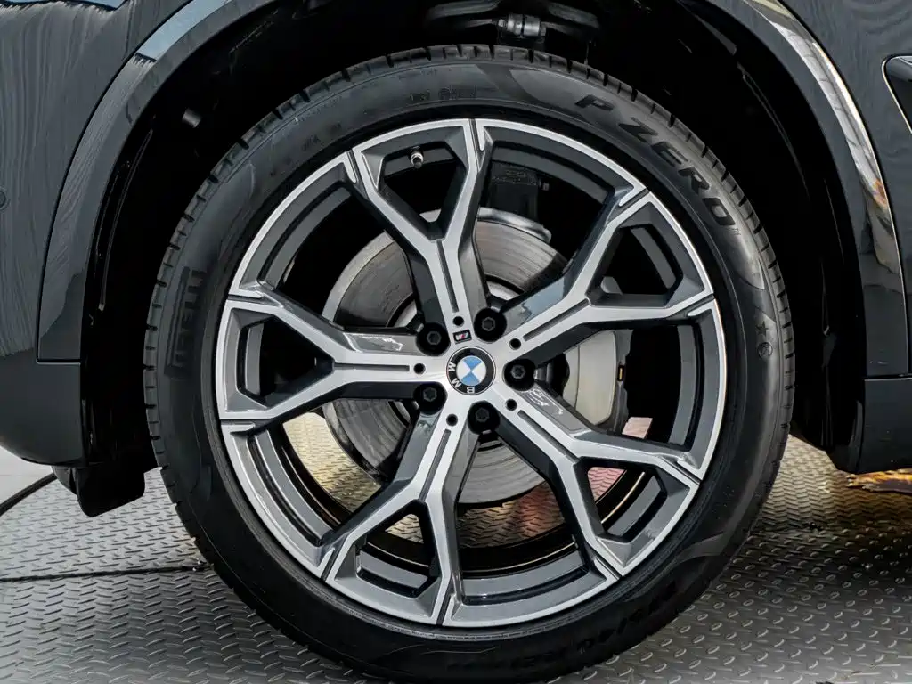 BMW X5 2024 — фото 11