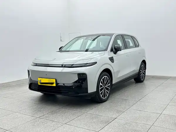 Leapmotor B10 2025