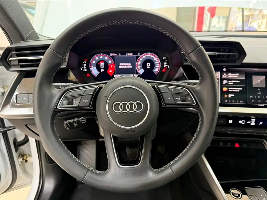 Audi A3 2023 — фото 20