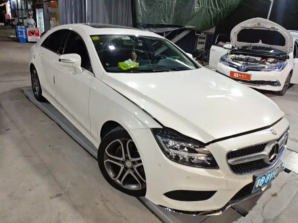 Mercedes-Benz CLS 2015