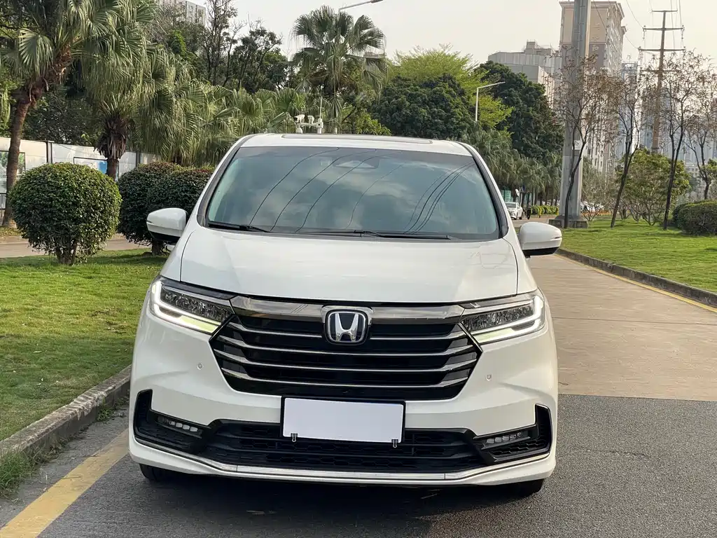 Honda Odyssey 2023 — фото 2