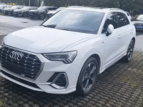 Audi Q3 2022