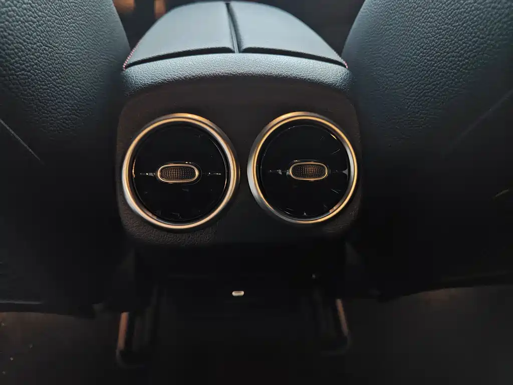 Mercedes-Benz A-Class 2025 — фото 13