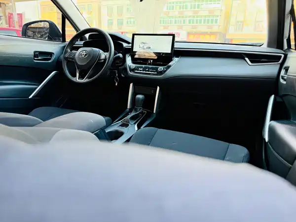 Toyota Frontlander 2024