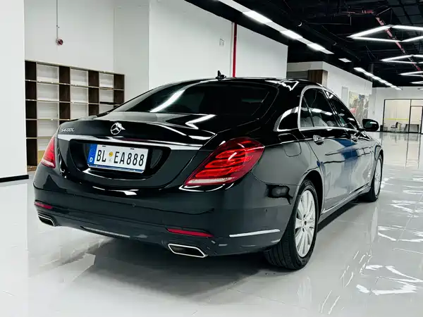 Mercedes-Benz S-Class 2014