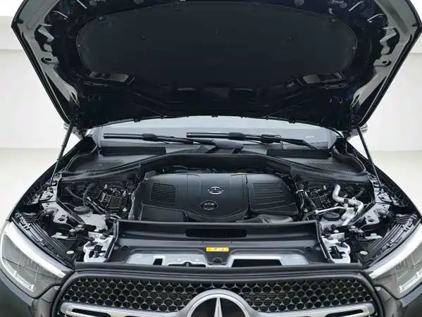 Mercedes-Benz GLC 2025