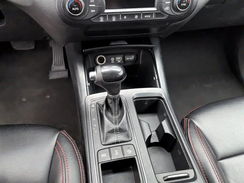 Kia Sorento 2015 — фото 13