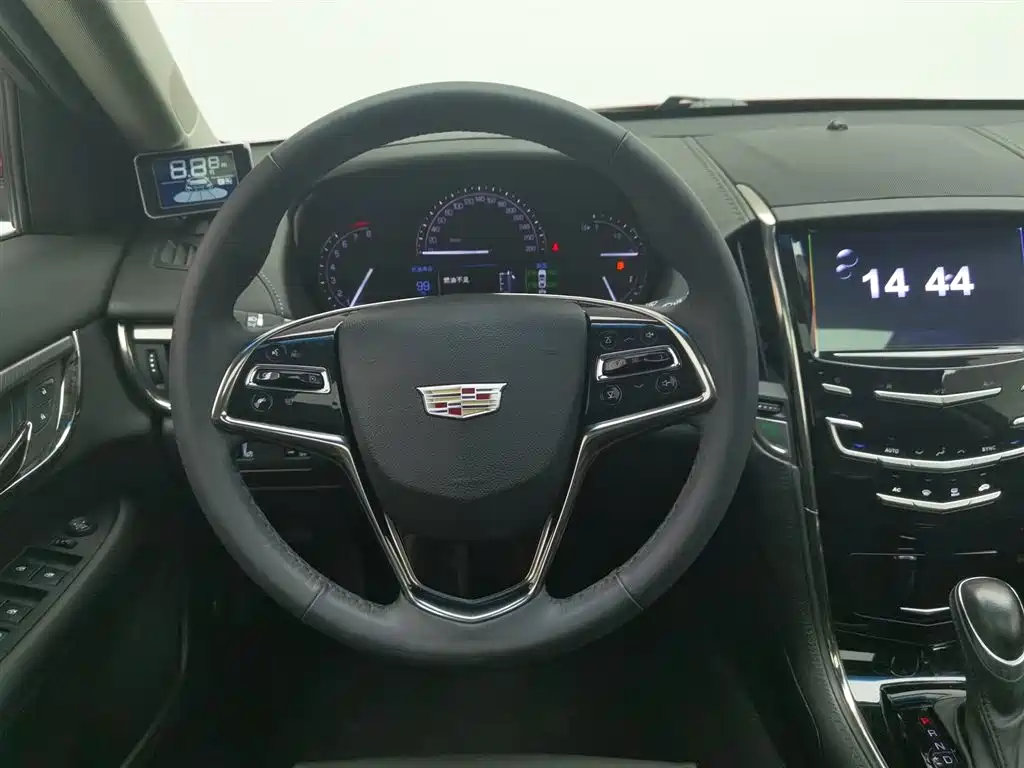 Cadillac ATS-L 2017 — фото 11