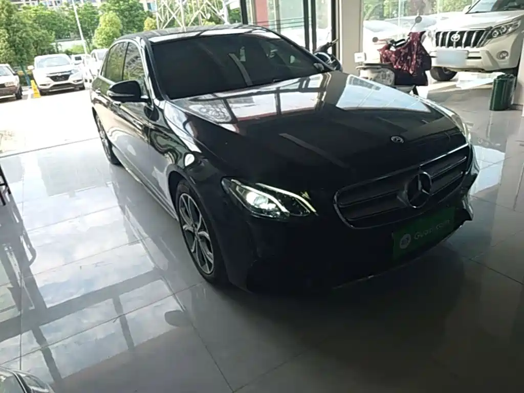 Mercedes-Benz E-Class 2020 — фото 4