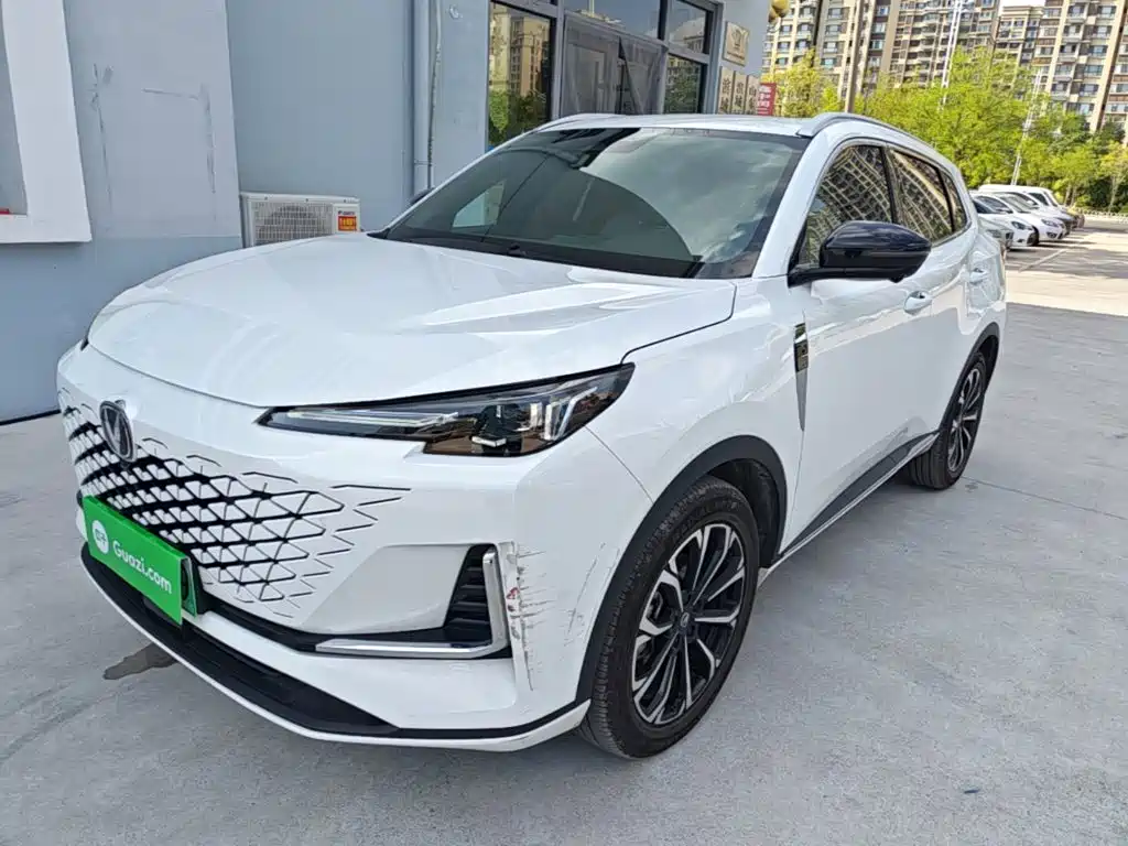 Changan CS55 PLUS PHEV 2025 — фото 2
