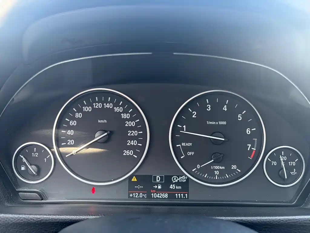 BMW 3 Series GT 2017 — фото 15
