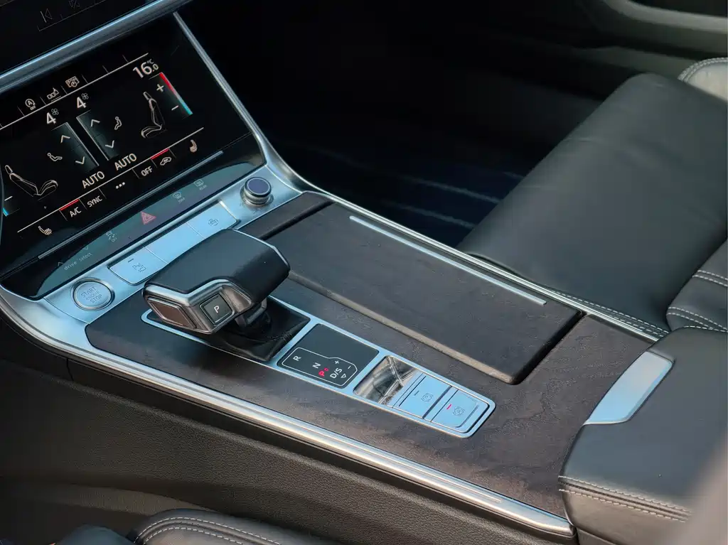 Audi A6L 2020 — фото 5