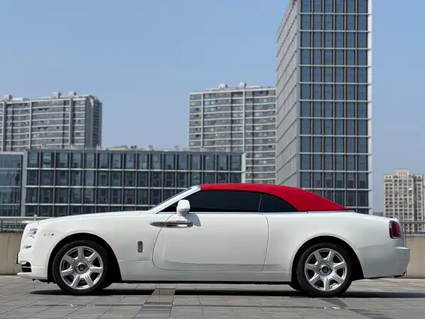 Rolls-Royce Yao Ying 2015