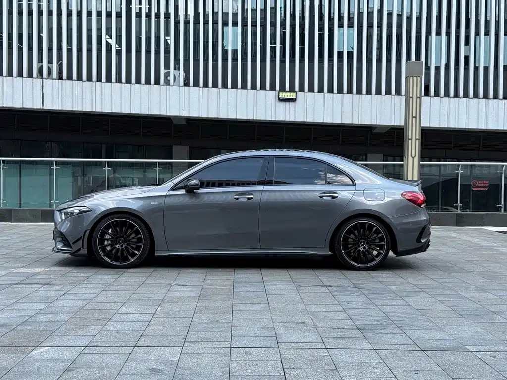 Mercedes-Benz A-Class AMG 2021 — фото 4