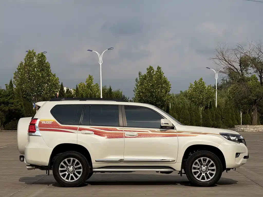 Toyota Prado 2019 — фото 8