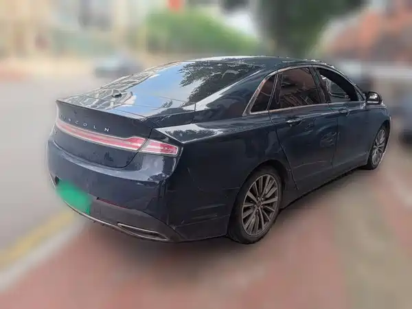 Lincoln MKZ 2020