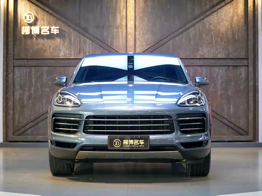 Porsche Cayenne 2019 — фото 2