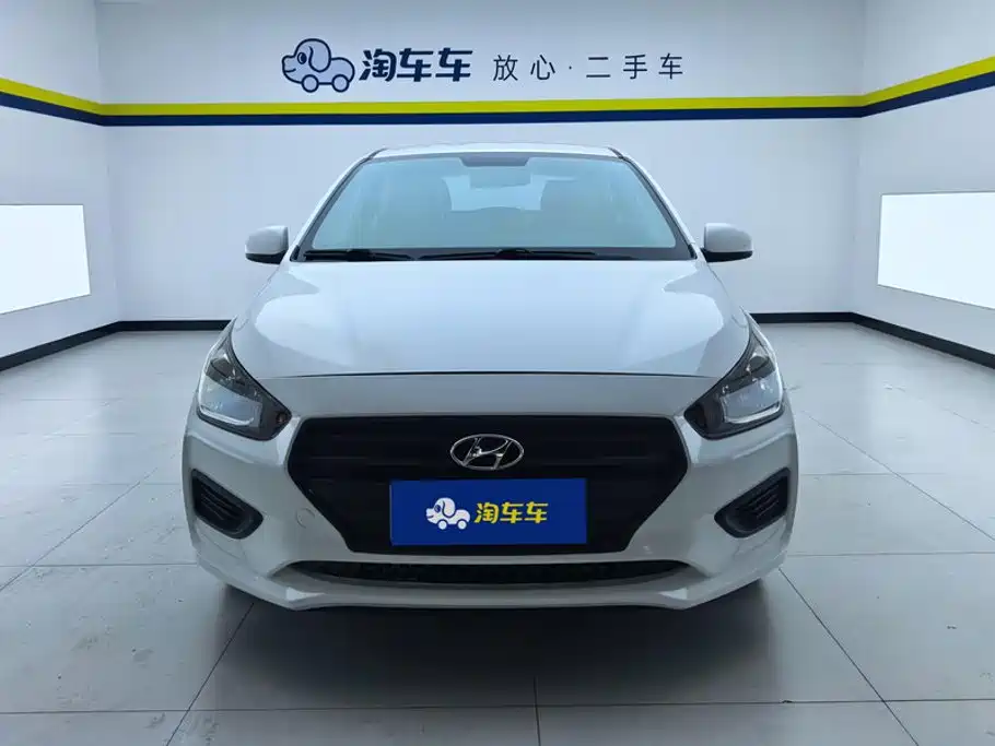 Hyundai Accent 2019 — фото 2