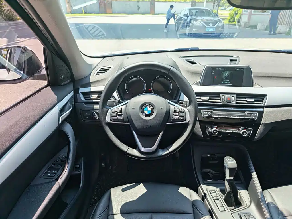 BMW X1 2019 — фото 15