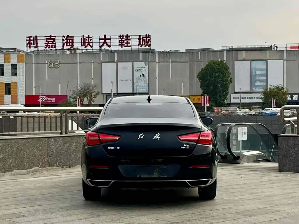 Hongqi H5 2018 — фото 9