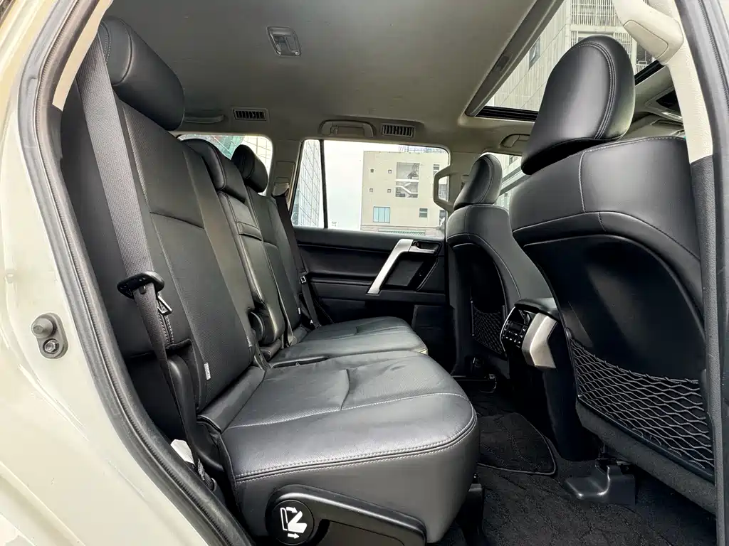 Toyota Prado 2019 — фото 10