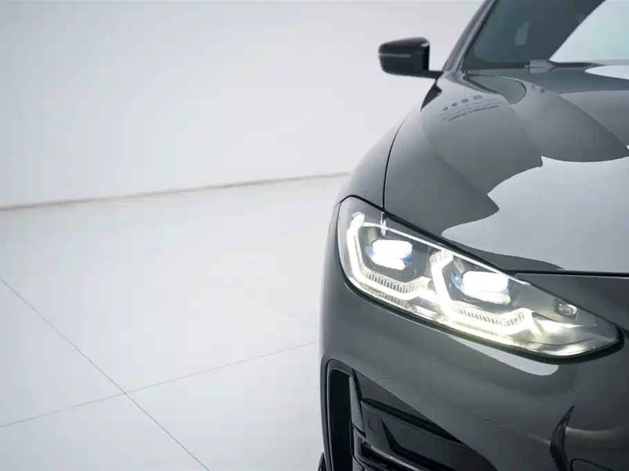BMW 4 Series 2022 — фото 14