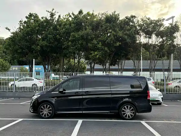 Mercedes-Benz V-Class 2022