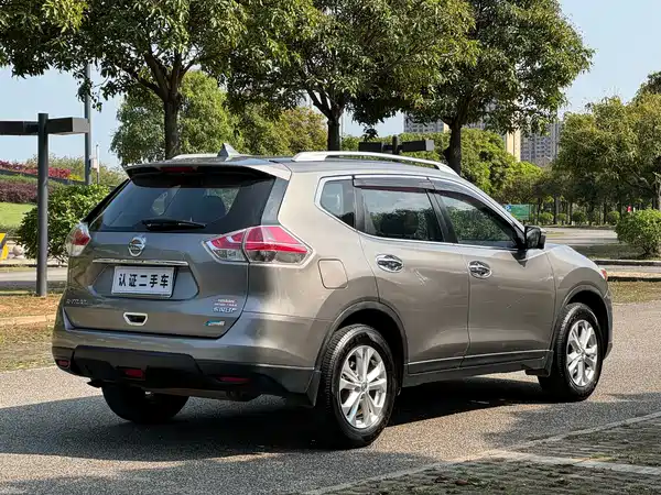 Nissan X-Trail 2014
