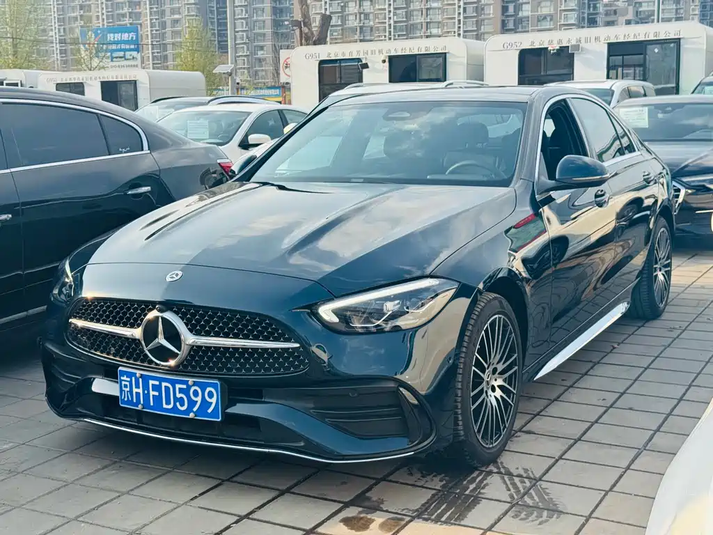 Mercedes-Benz C-Class 2023 — фото 2