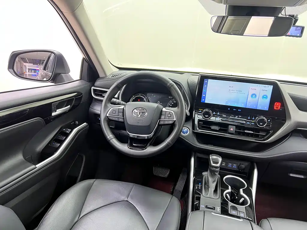 Toyota Highlander 2021 — фото 12