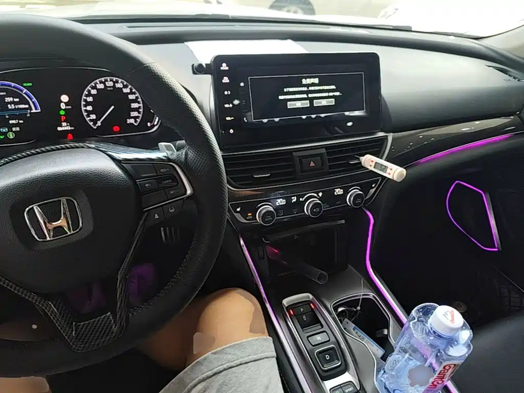 Honda Accord 2023 — фото 10