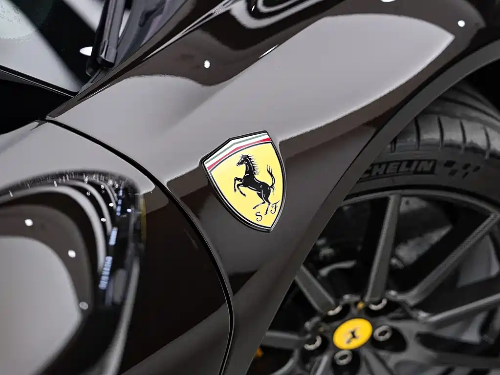 Ferrari SF90 2023 — фото 8