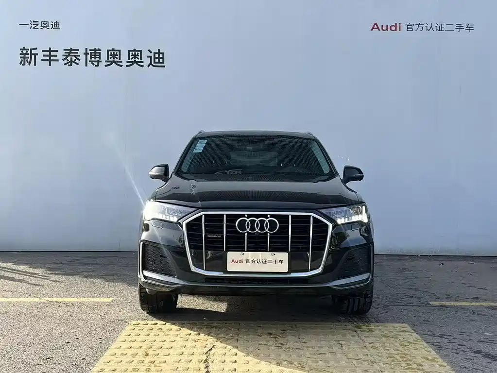 Audi Q7 2023 — фото 2