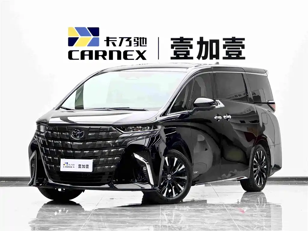 Toyota Alphard 2024 — фото 1