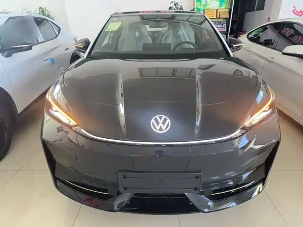 Volkswagen Distinctive 06 2025