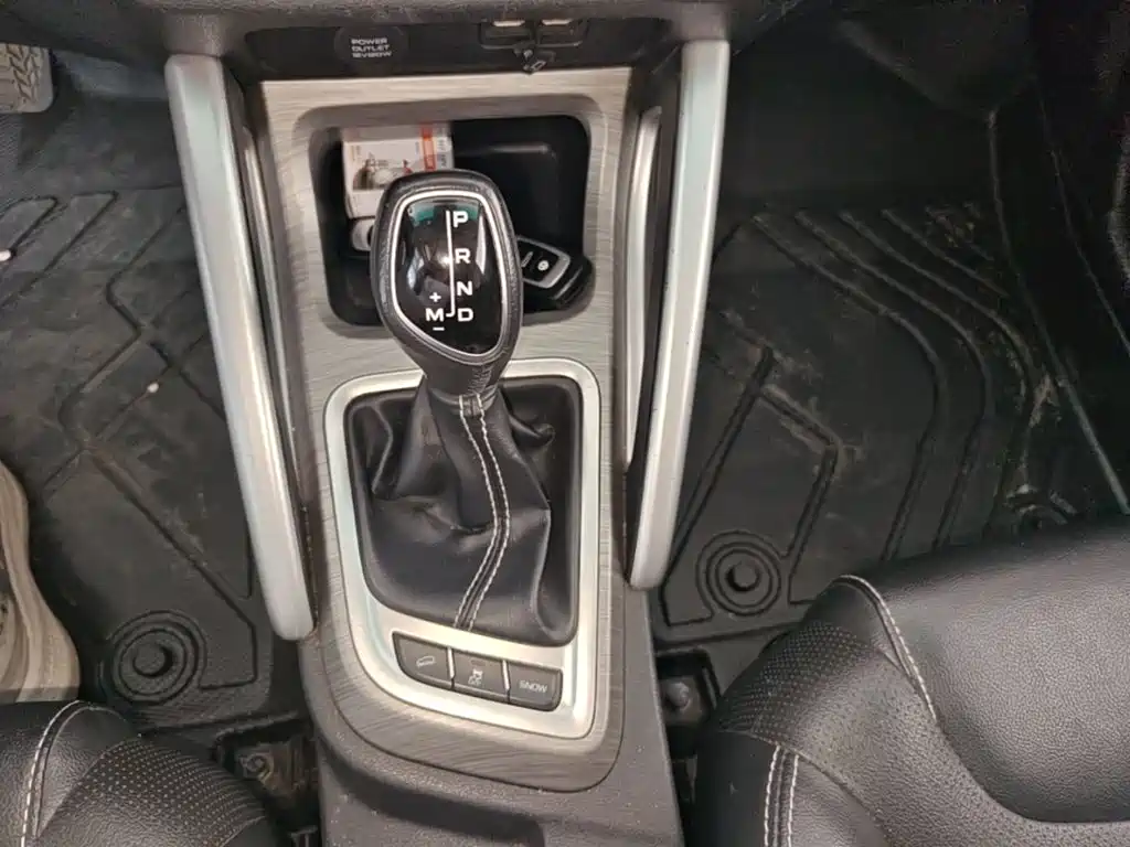 Geely Vision X3 2018 — фото 14